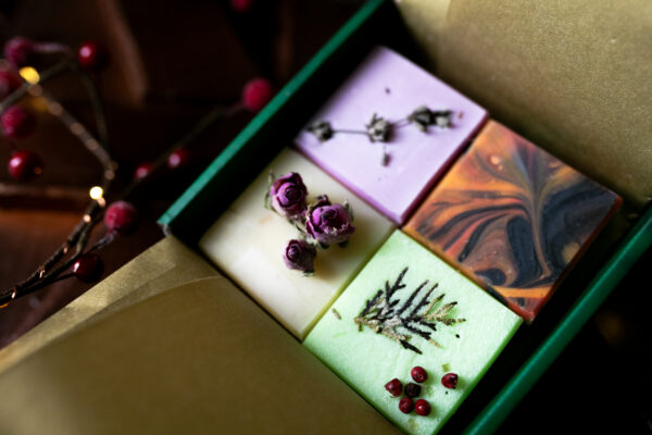 Кутия For Friends - 4бр. сапуни по 50гр. - Image 2
